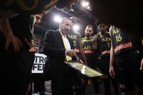 Η ΑΕΚ σκανάρει την αγορά για να βρει ποιοτικό αντικαταστάτη του ΜάκΛεμορ