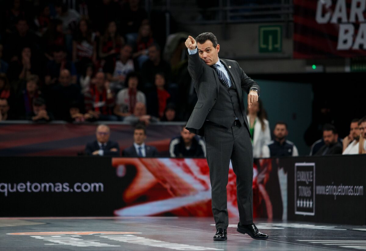 Οι ελεύθεροι προπονητές που σφετερίζονται τη θέση του Ιτούδη στην Φενέρμπαχτσε