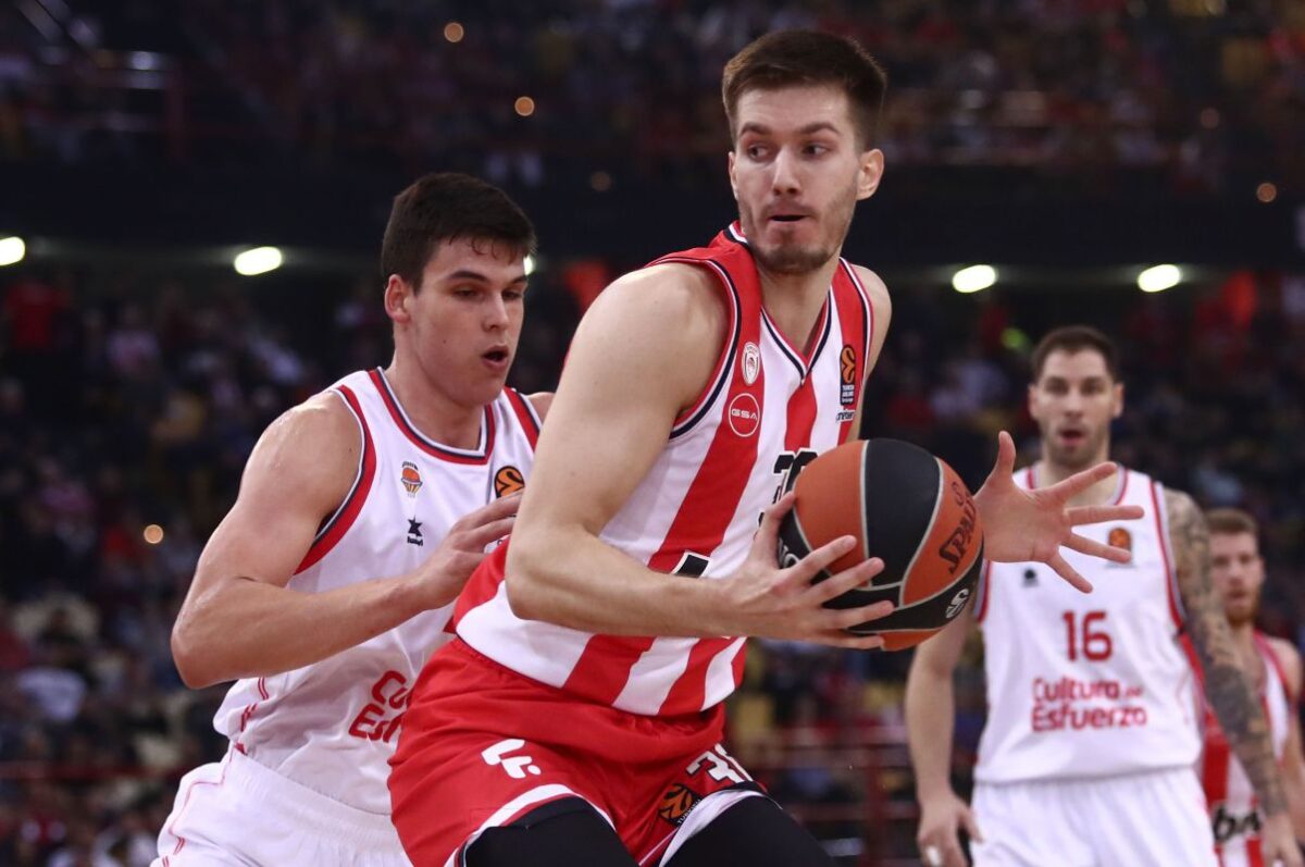 Ντεμπούτο για Πετρούσεφ στο ΣΕΦ – Τον έριξε στο παρκέ ο Μπαρτζώκας (vid)