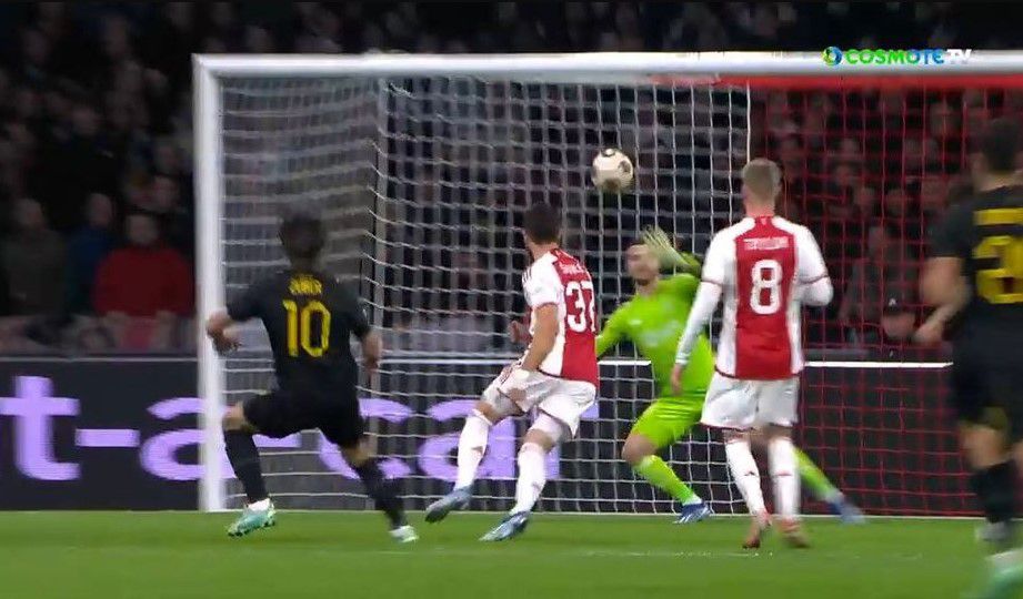 Τεράστια ευκαιρία για την ΑΕΚ με Τσούμπερ στο 18′ (vid)