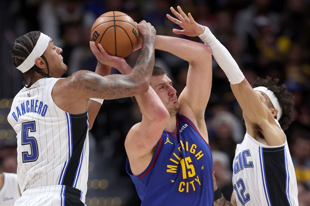 Ο Μπανκέρο «έλαμψε» στη νίκη των Μάτζικ στο Ντένβερ – Νέα αποτυχία των Λέικερς, οι Σανς επικράτησαν εύκολα των Χιτ (vids)