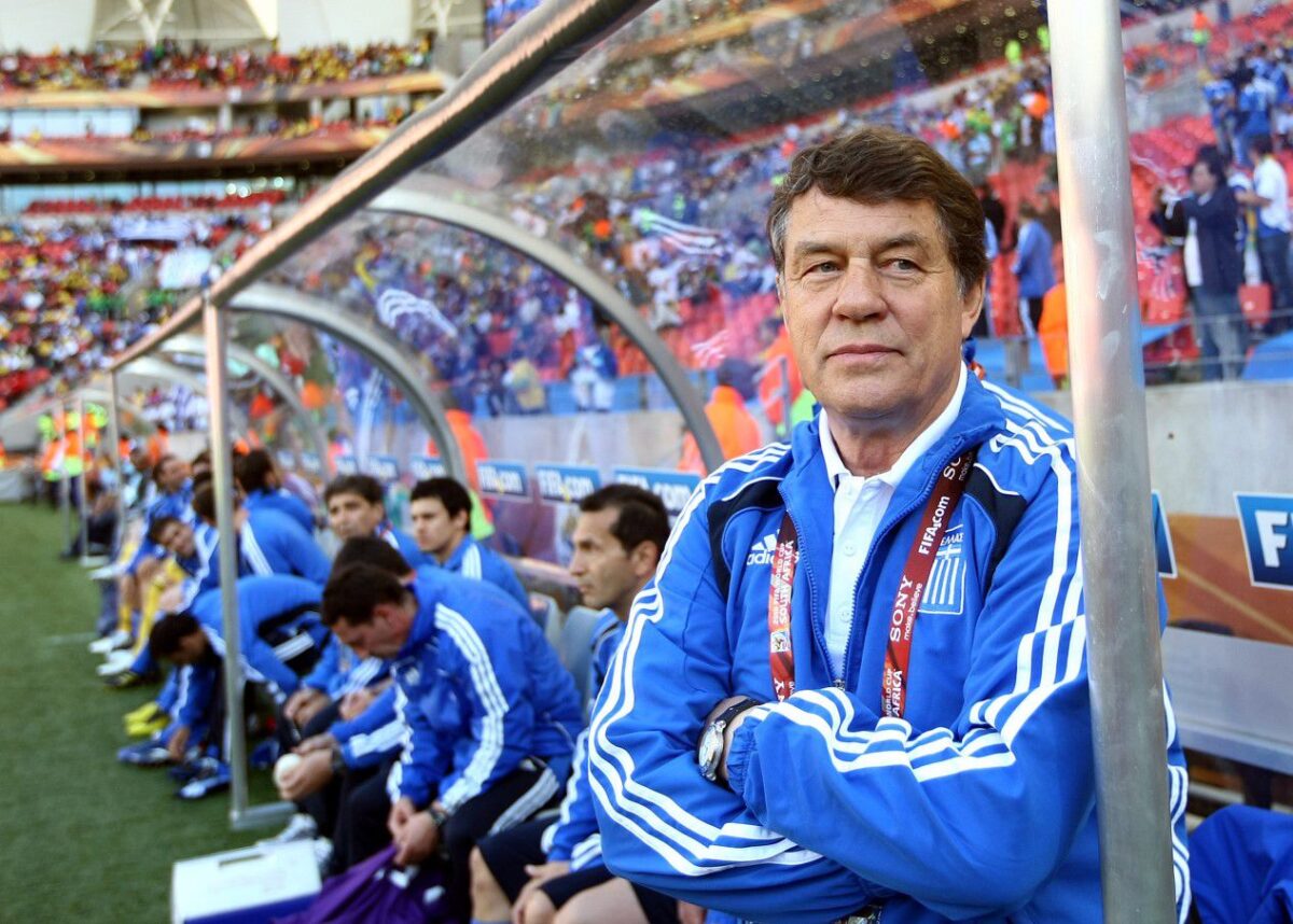 Ρεχάγκελ: «Στο Euro 2004 δεν μας έπαιρναν στα σοβαρά – Αυτό είπα στους παίκτες μου»