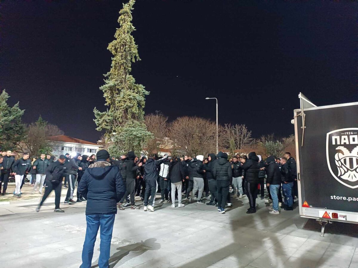 Χαμός έξω από την Τούμπα: Φίλοι του ΠΑΟΚ έφεραν τα πάνω – κάτω μετά τη νίκη κόντρα στον Παναθηναϊκό (vid + gallery)
