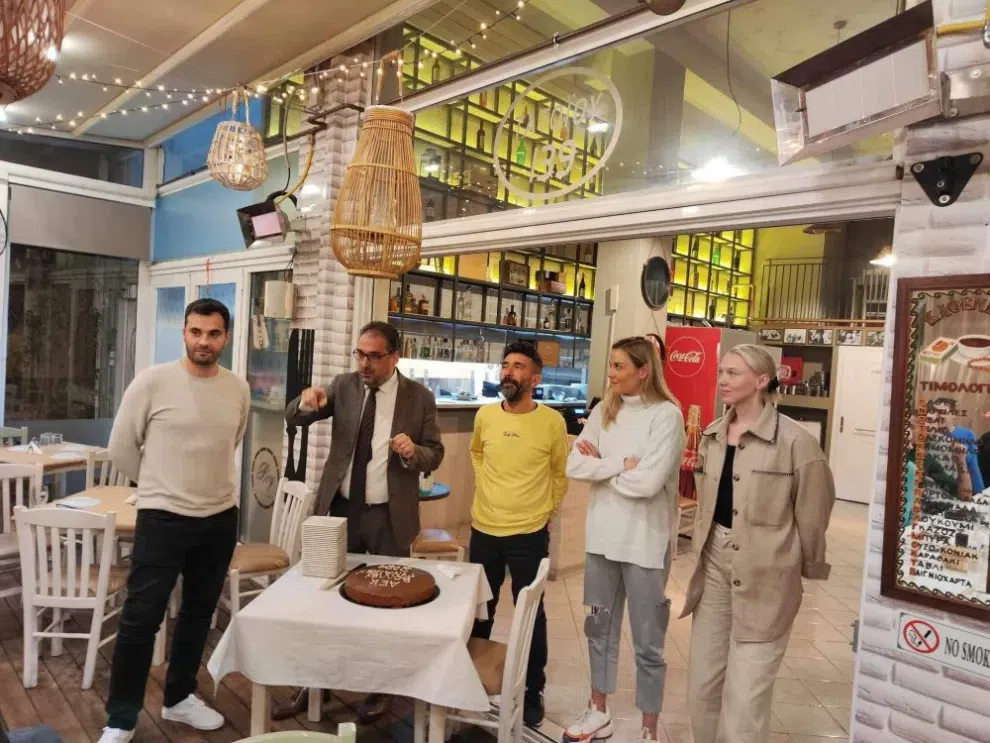 Η ομάδα βόλεϊ γυναικών της ΑΕΚ έκοψε την πρωτοχρονιάτικη πίτα της