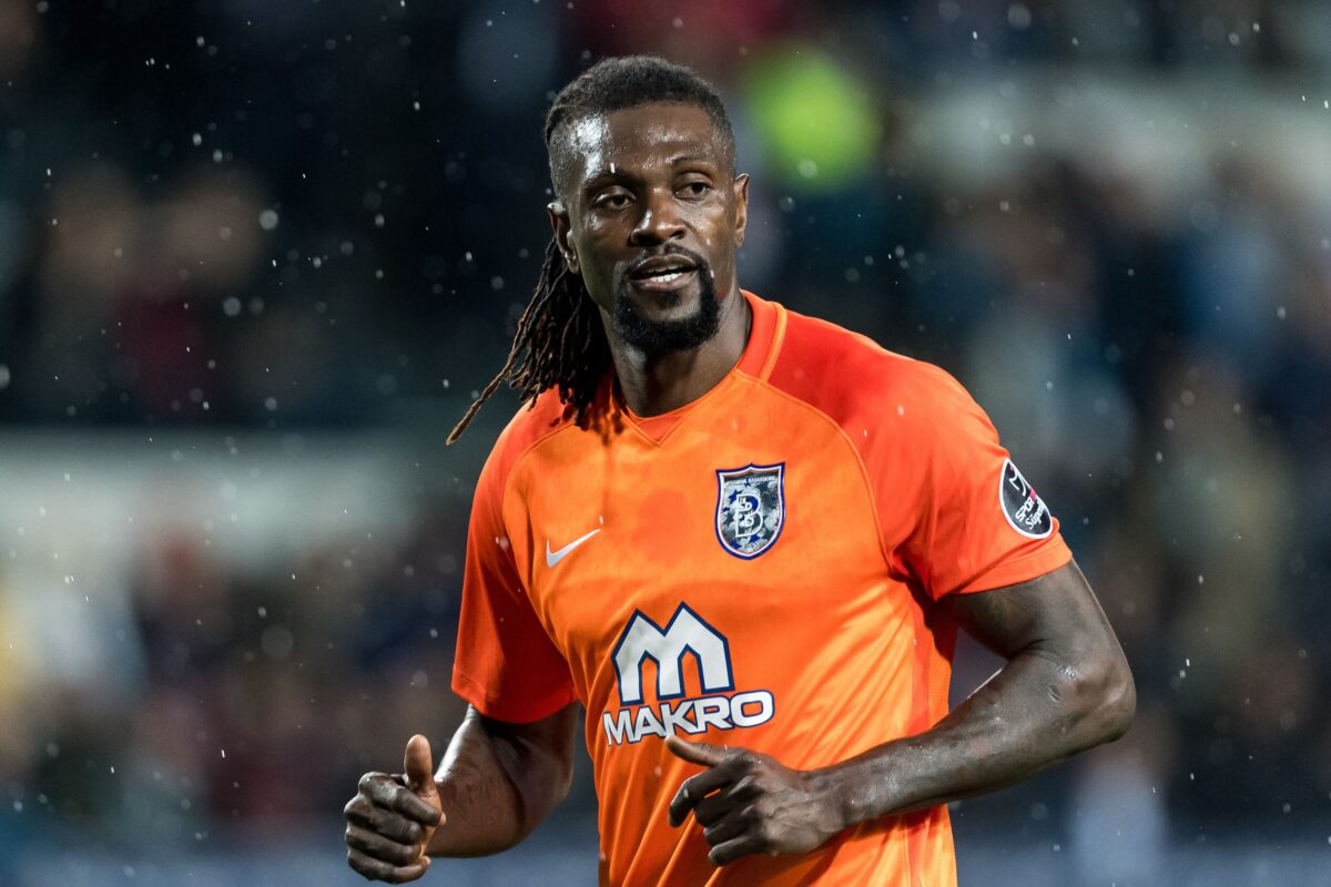 Αντεμπαγιόρ για Οσιμέν: «Προσεύχομαι να πάει στην Αγγλία και να δείξει για τι είναι ικανός, μπορεί να γράψει ιστορία σαν τον Ντρογκμπά»