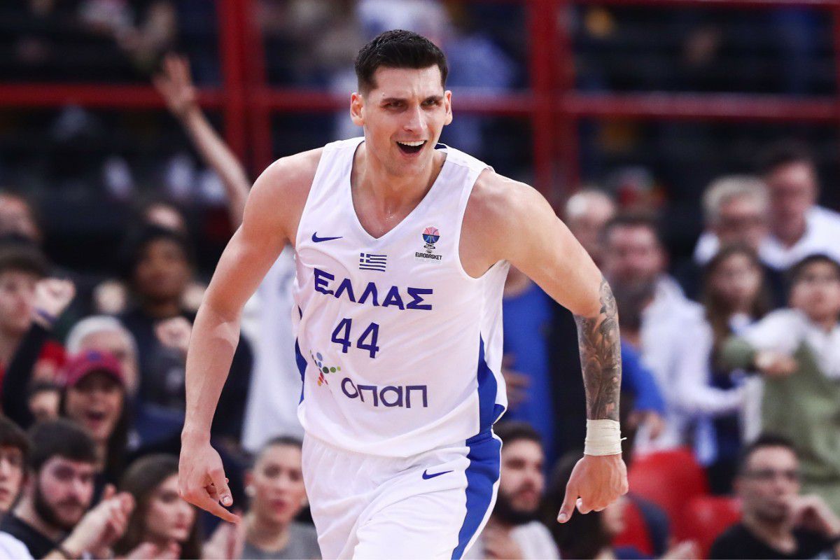 Τριάδα – όνειρο οι Μήτογλου, Παπανικολάου, Ουόκαπ και νίκη για την Ελλάδα στο ντεμπούτο του Σπανούλη!