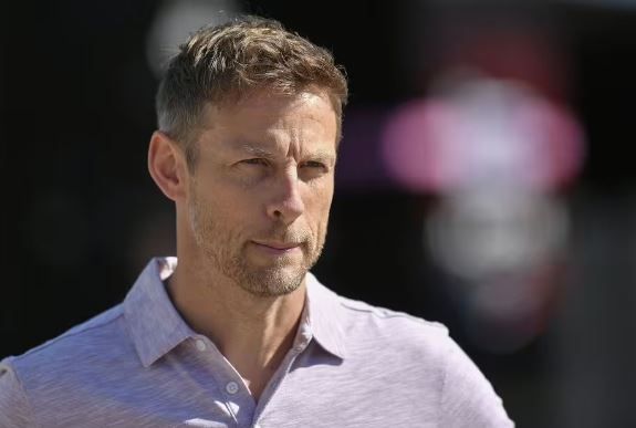 Μπάτον: «Η μεταγραφή του Χάμιλτον στη Ferrari είναι κάτι το εξαιρετικό για τη F1, είναι μία τεράστια εξέλιξη για το άθλημα»