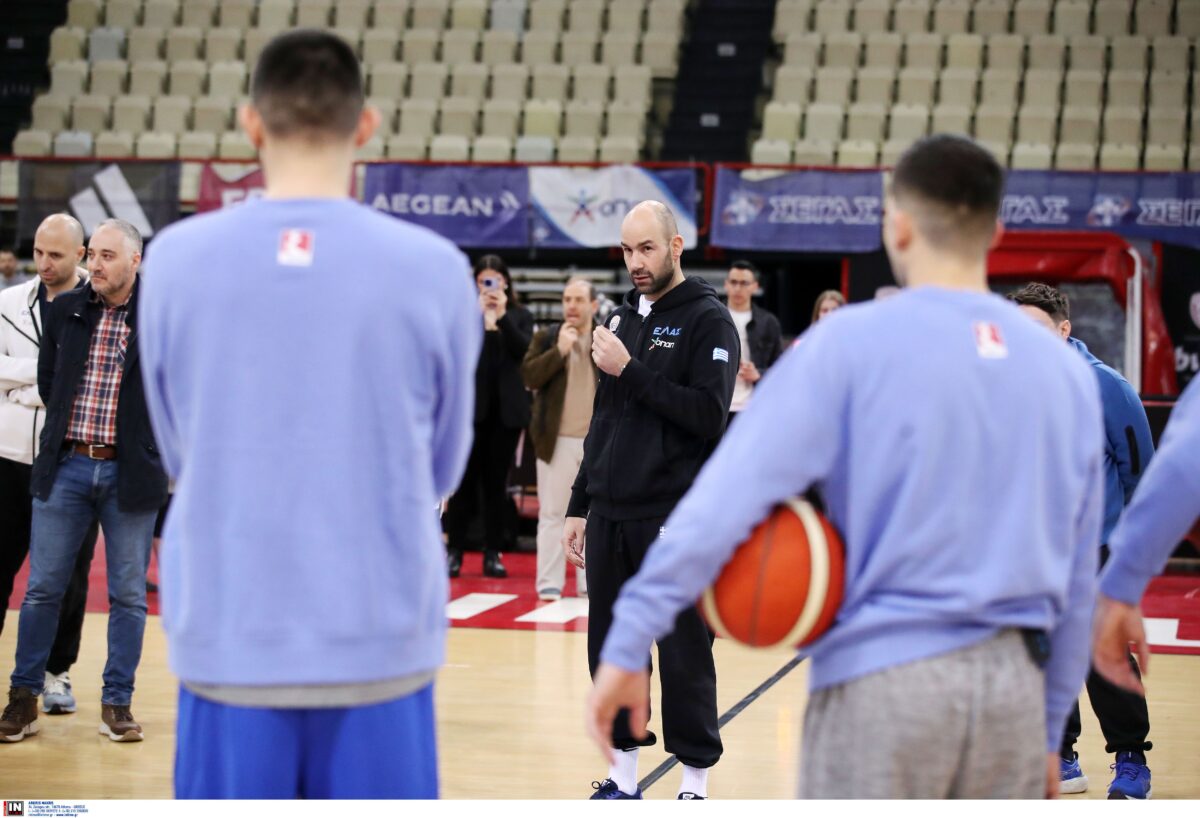 Η πρώτη ομιλία Σπανούλη στους παίκτες της Εθνικής: «Δεν θέλω να δω μούτρα»