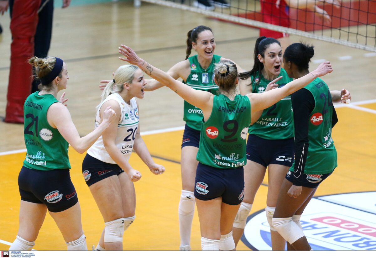 Συνεχίζουν στην πεντάδα τα Πεύκα, 3-0 τον Απολλώνιο