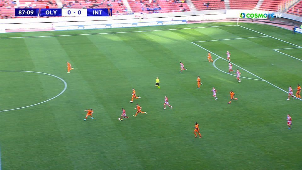 Ο Κωστούλας έκανε τρομερή ενέργεια αλλά ο Λιατσικούρας δε μπόρεσε να ανοίξει το σκορ