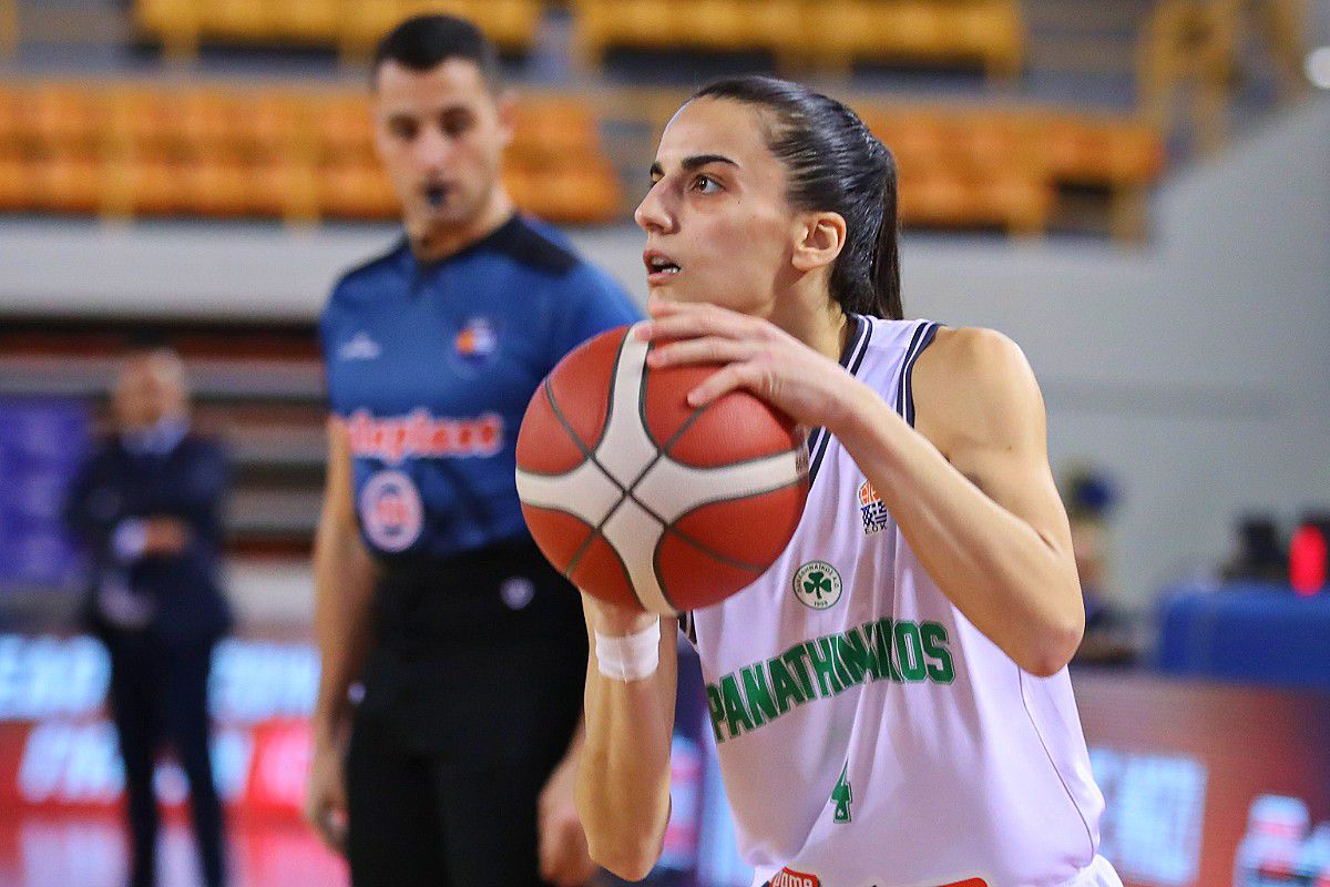 H Σταμολάμπρου στο Sportal: «Με κούρασε το “θηλυκός Σλούκας” – Θέλω να μείνω στον Παναθηναϊκό»
