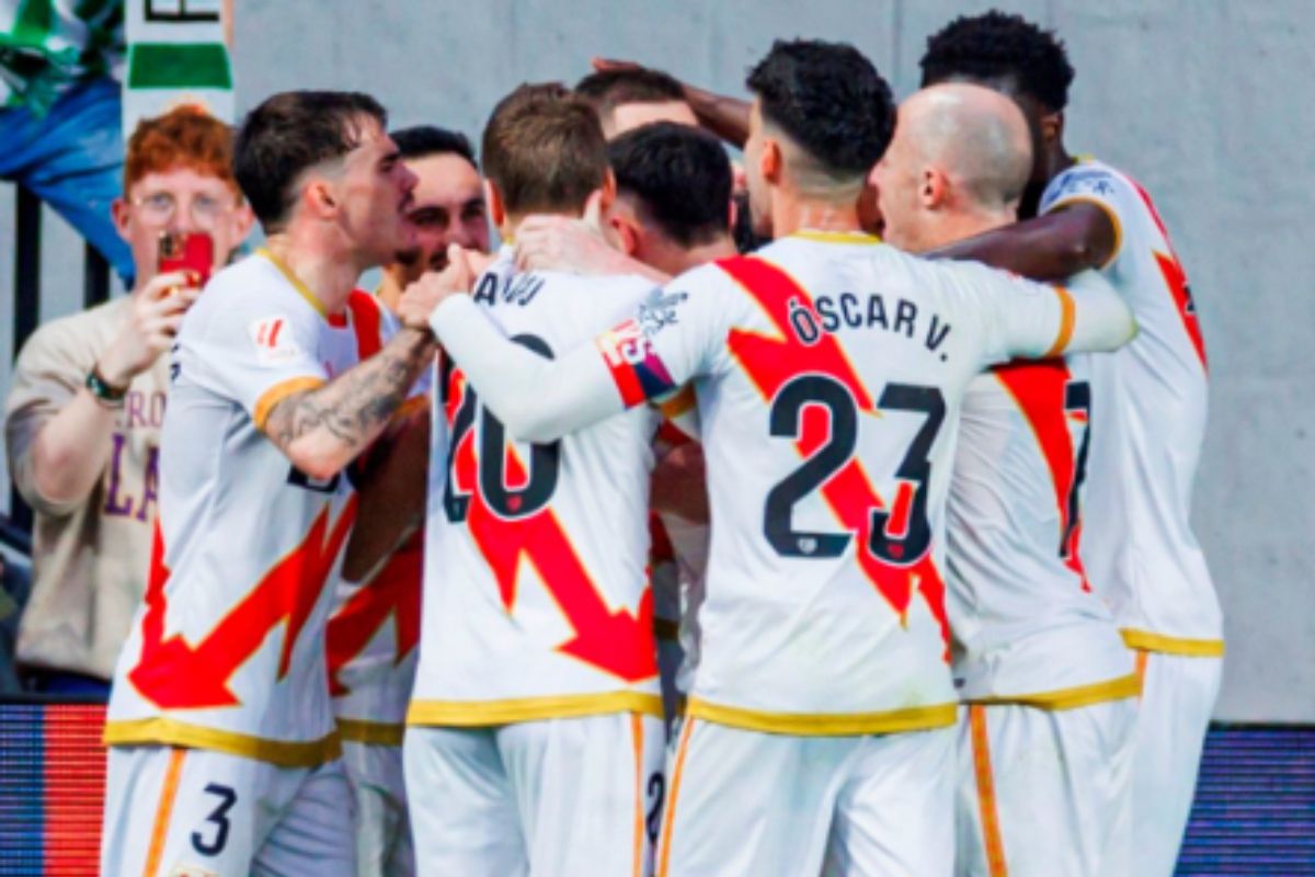 Νίκη παραμονής για τη Βαγιεκάνο – Βλέπει Ευρώπη η Βιγιαρεάλ