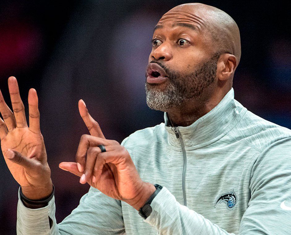 Οι Μάτζικ επέκτειναν το συμβόλαιο του Μόσλεϊ μέχρι το 2028