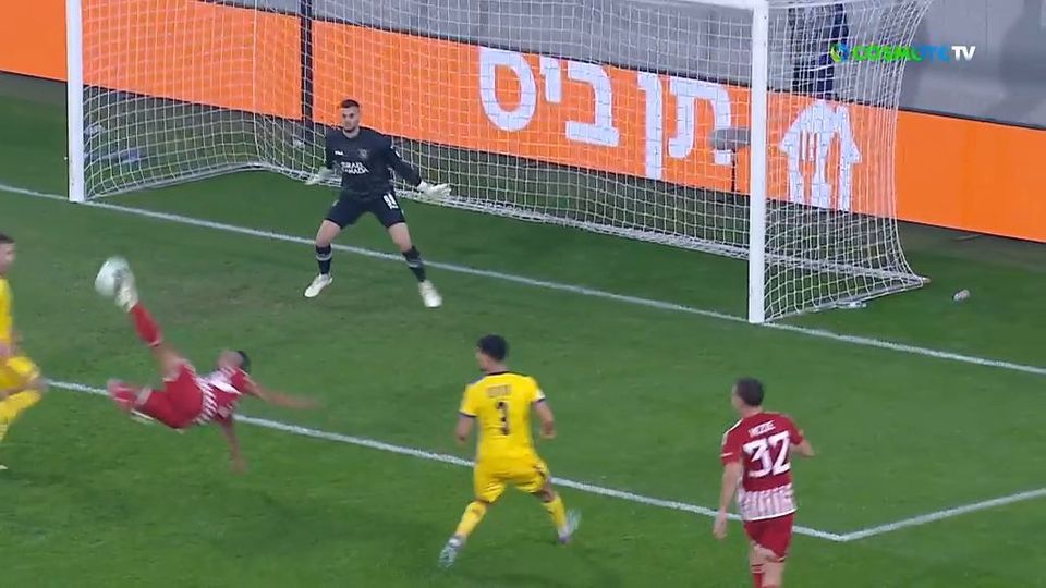 Ασύλληπτο ψαλιδάκι από τον Ελ Κααμπί για το 4-1 του Ολυμπιακού