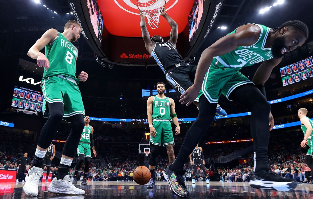 Γκάφα των Σέλτικς στην Ατλάντα: Νικούσαν με 30 πόντους και έχασαν – Μεγάλο «διπλό» των Πέισερς στο Λ.Α. (vids)