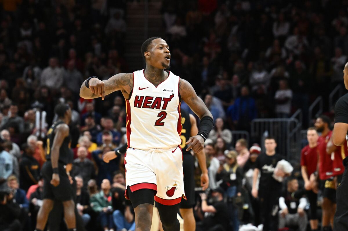 O Τέρι Ροζίερ «εκτέλεσε» τους Καβαλίερς στο Κλίβελαντ – Νίκες για τις ομάδες της Δύσης που κυνηγάνε το Νο 6 (vids)