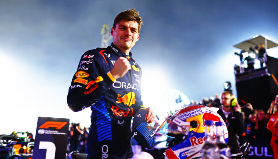 Ίλιγγος: Η Mercedes δίνει ασύλληπτα λεφτά για να κάνει δικό της τον Φερστάπεν