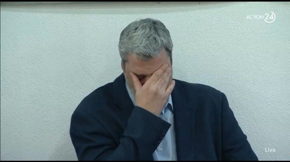 Τρομερή στιγμή: Ο Νίκος Οικονόμου «λύγισε» για την πρόκριση του Ερμή Σχηματαρίου στο Final 4 της Elite League (vid)