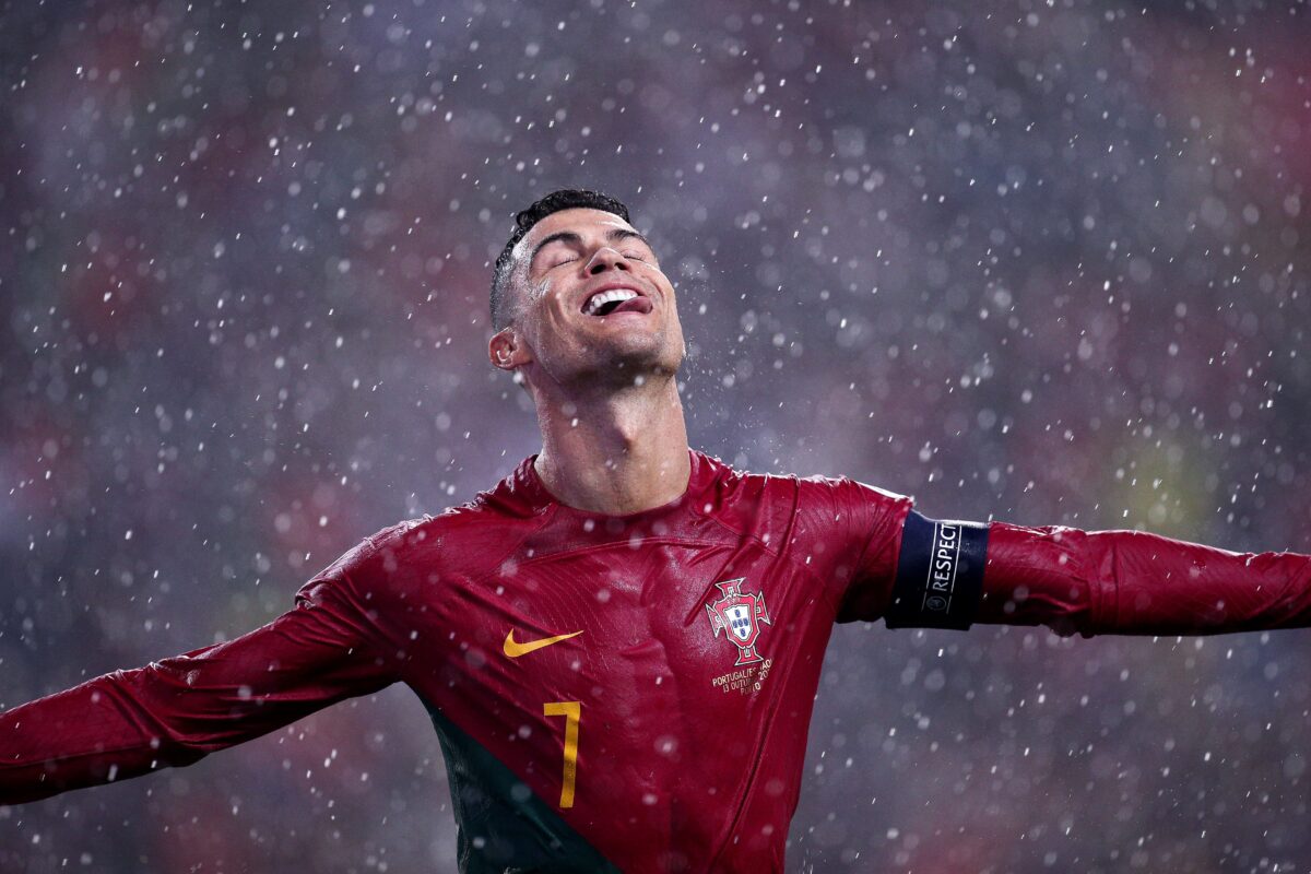 Απίστευτο: Ξενοδοχείο έβγαλε σε δημοπρασία έναντι υπέρογκου ποσού το κρεβάτι στο οποίο κοιμήθηκε ο Κριστιάνο