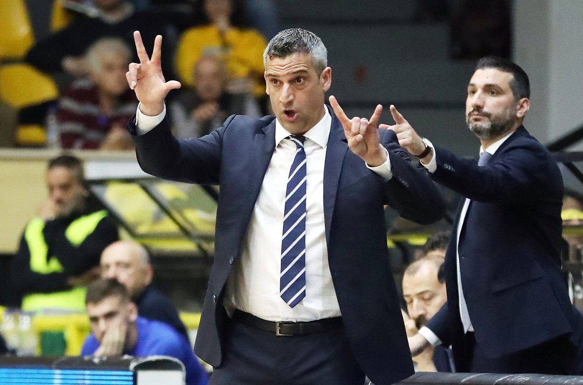 Παπανικολόπουλος: «Μπήκαμε νωθρά και επιτεθήκαμε βιαστικά στο πρώτο ημίχρονο» – Τι είπε για τα playouts