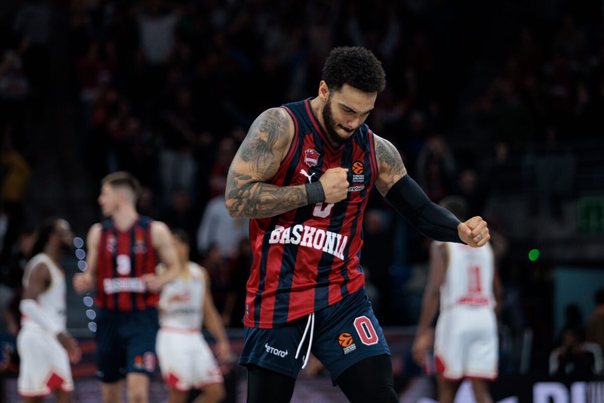 Ο «εκτελεστής» Μάρκους Χάουαρντ και η επικράτηση κόντρα στον Μάικ Τζέιμς – Οι κορυφαίοι στα στατιστικά της regular season (vids)