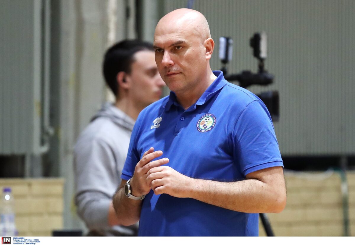 Τέλος από τα Πεύκα ο Κώστας Παπαδόπουλος