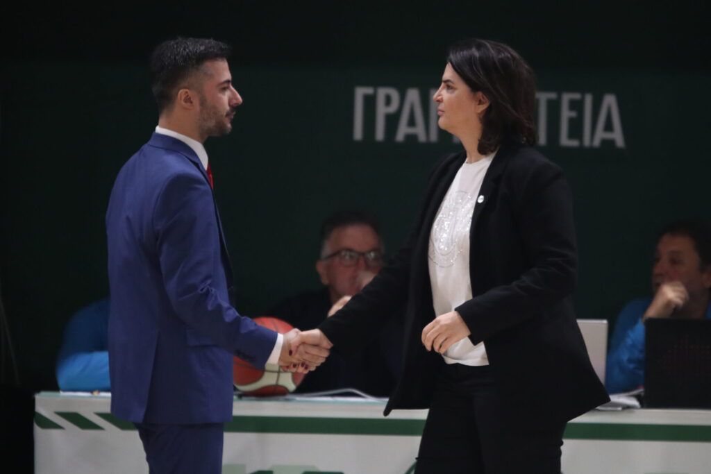 Ολυμπιακός vs Παναθηναϊκός: Νίκλας και Καπογιάννη κάνουν… τζάμπολ στη σειρά των τελικών