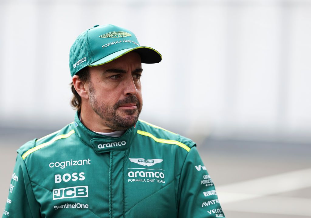 Ο Αλόνσο ανανέωσε με την Aston Martin
