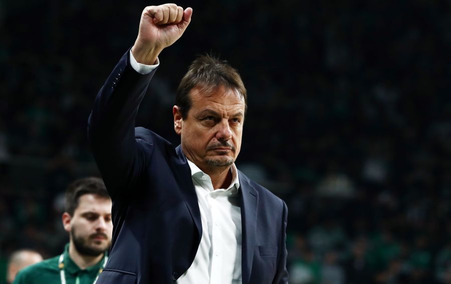 Βούτυρο στο ψωμί του Αταμάν την πιο κατάλληλη στιγμή!