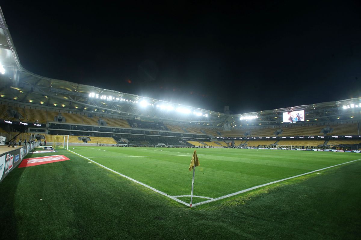 Κόντρα Ολυμπιακού – ΕΠΟ για τον τελικό του Conference League!