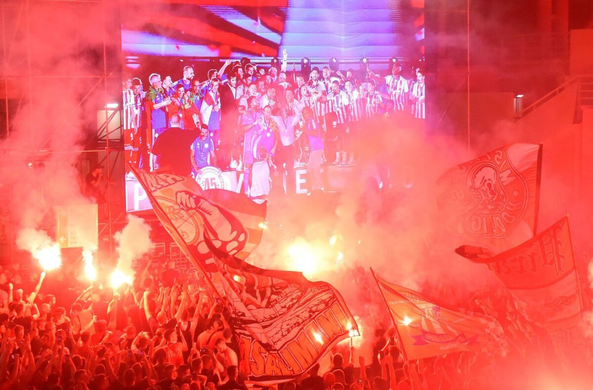 Στο… χέρι της UEFA η απόφαση για τη γιγαντοοθόνη όσον αφορά το Ολυμπιακός – Φιορεντίνα