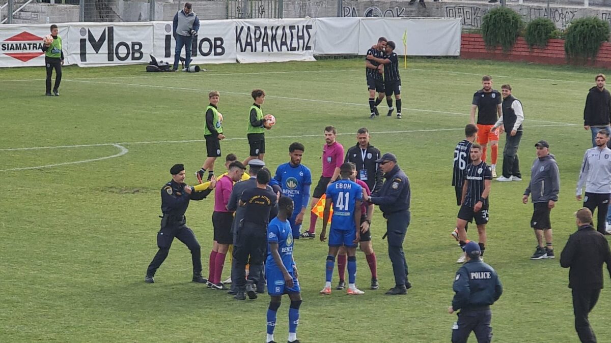 Χαμός στη λήξη του ΠΑΟΚ Β’-Ηρακλής με Σούλη Παπαδόπουλο και Μάρκο Βελλίδη: «Ποιος το είπε αυτό;» (vids)