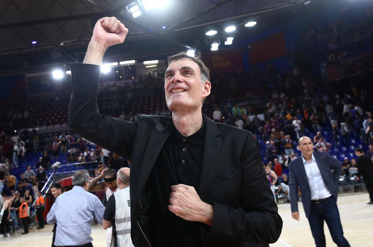 Το διπλό «χτύπημα» του Ολυμπιακού στην αγορά και τα παραδείγματα με Έβανς και Γουόρντ