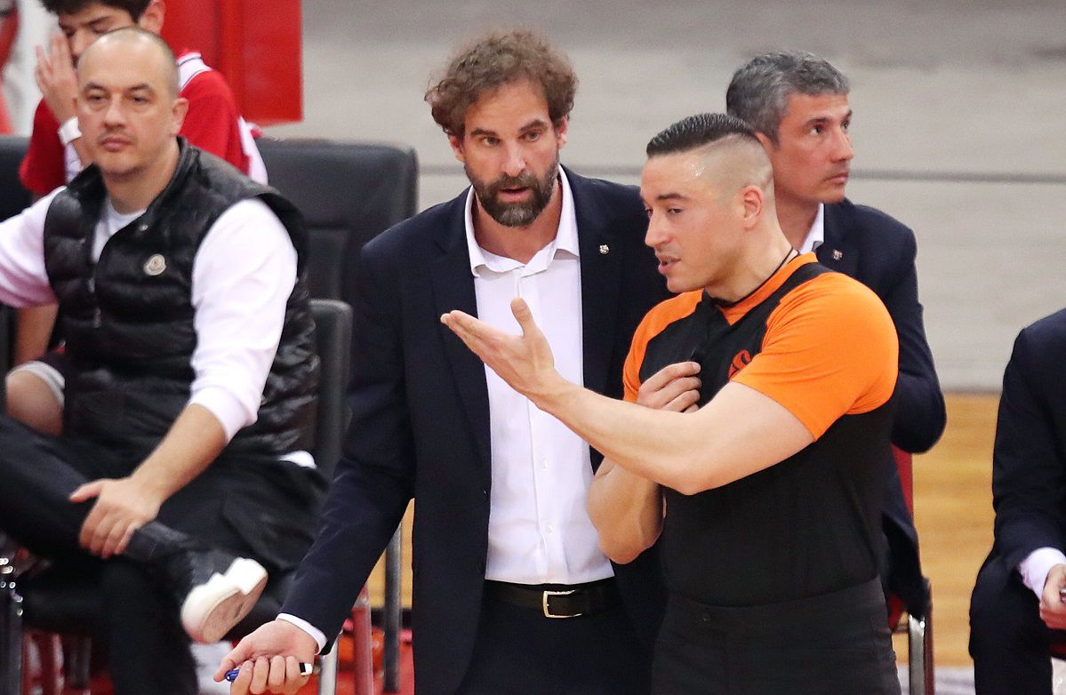 Η διαιτητική τριάδα του ΣΕΦ στο Μακάμπι – Παναθηναϊκός, ποιοι σφυρίζουν το Ολυμπιακός – Μπαρτσελόνα