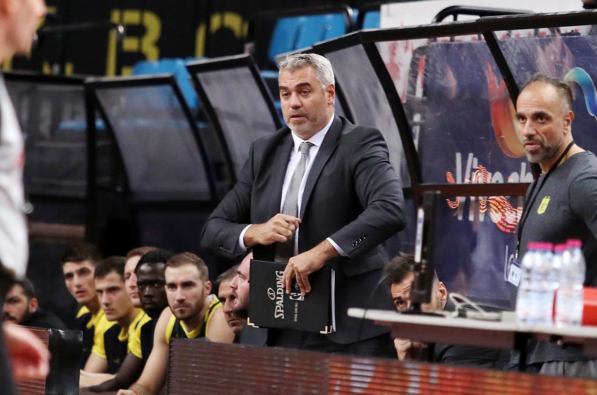 Ο Άρης αποχαιρέτησε τον Σιγάλα που οδεύει προς την… Ρόδο!