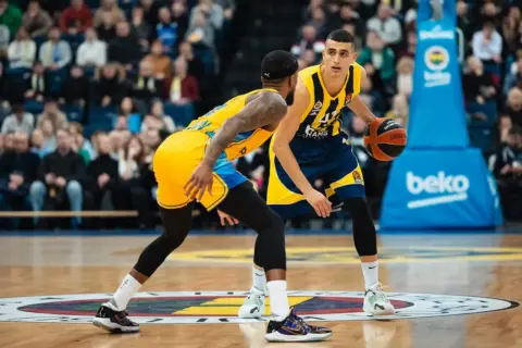Ενδιαφέρον από το NCAA και για τον Μαντάρ της Χάποελ Τελ Αβίβ με απίστευτα χρήματα!