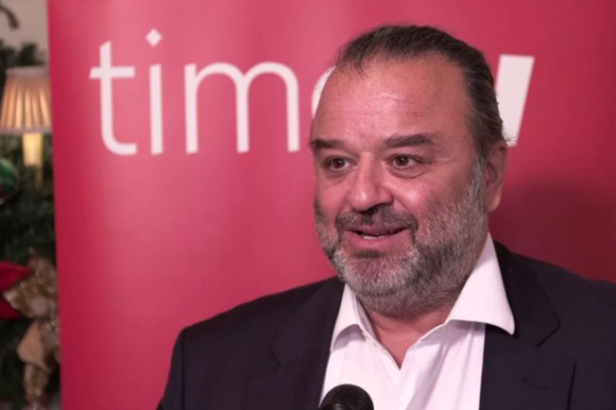 Κι όμως: Η ΑΕΚ δεν είναι ο πρώτος σύλλογος με τον οποίο εμπλέκεται ο Ηλιόπουλος – Ποιες ομάδες χρηματοδοτούσε