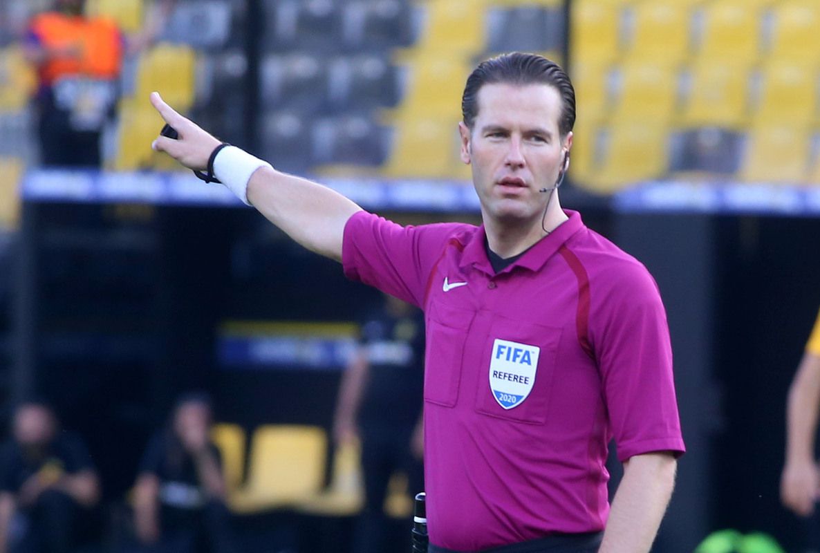 Η UEFA… τελείωσε τον Μάκελι που δεν θα ξανασφυρίξει στο Euro