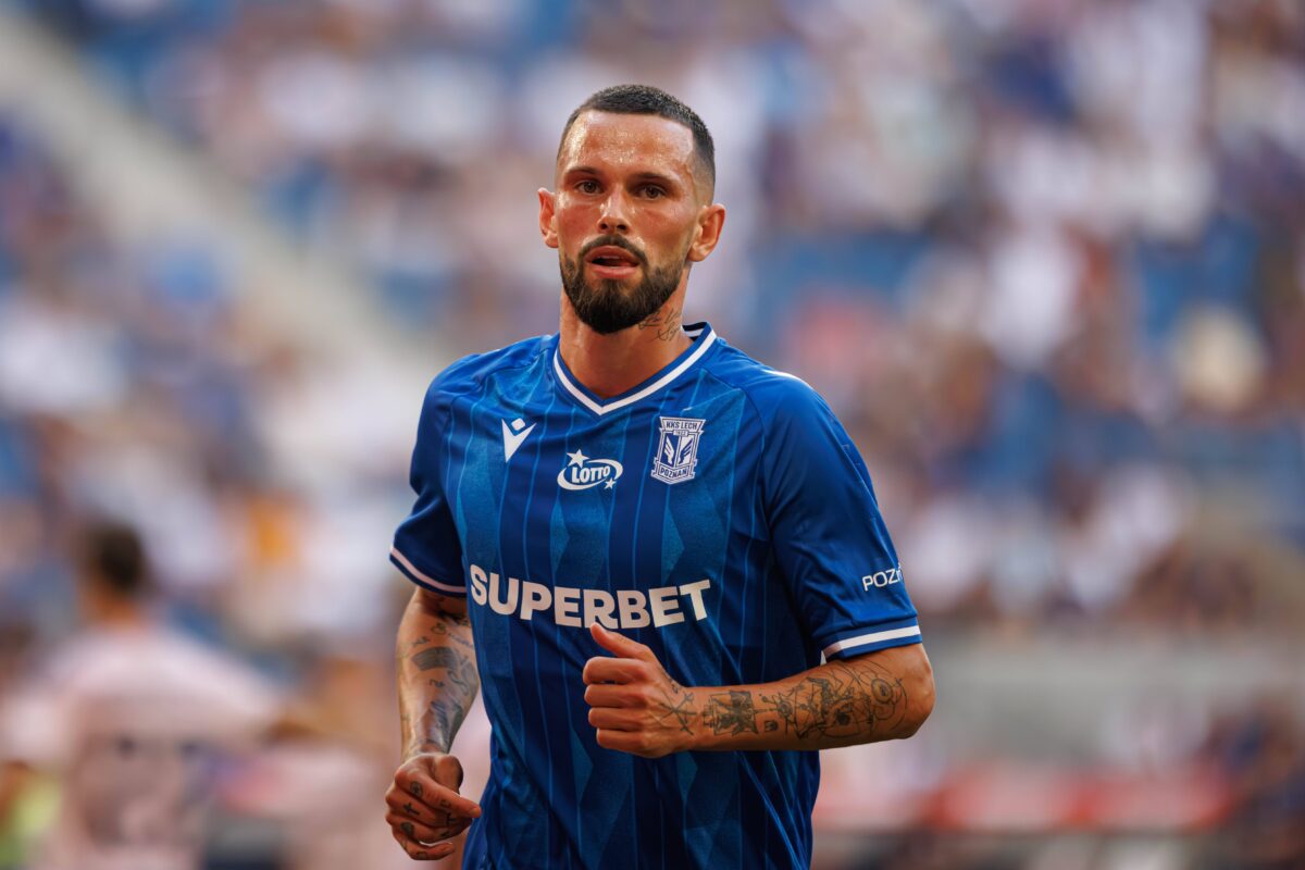 Στην Ελλάδα ο Βέλντε – Ανακοινώνεται από τον Ολυμπιακό