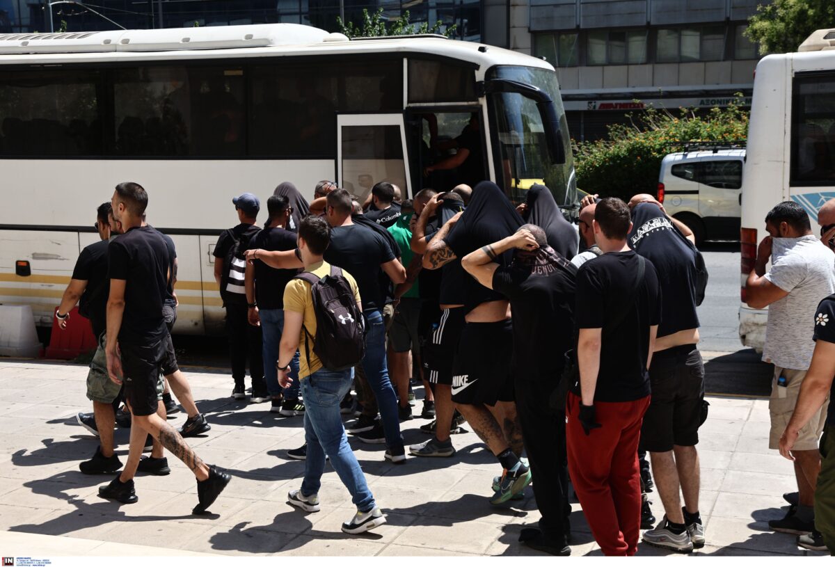 Βαρύ ποινικό μητρώο για πολλούς συλληφθέντες – Οι δύο αντίπαλες ομάδες στη θύρα 13