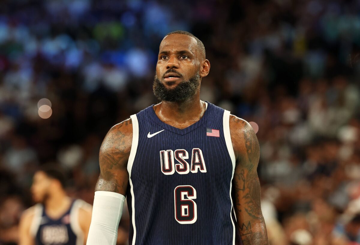 Προκαλεί… ζάλη το ποσό που αναμένεται να πουληθεί η φανέλα του ΛεΜπρόν στο γυμνάσιο