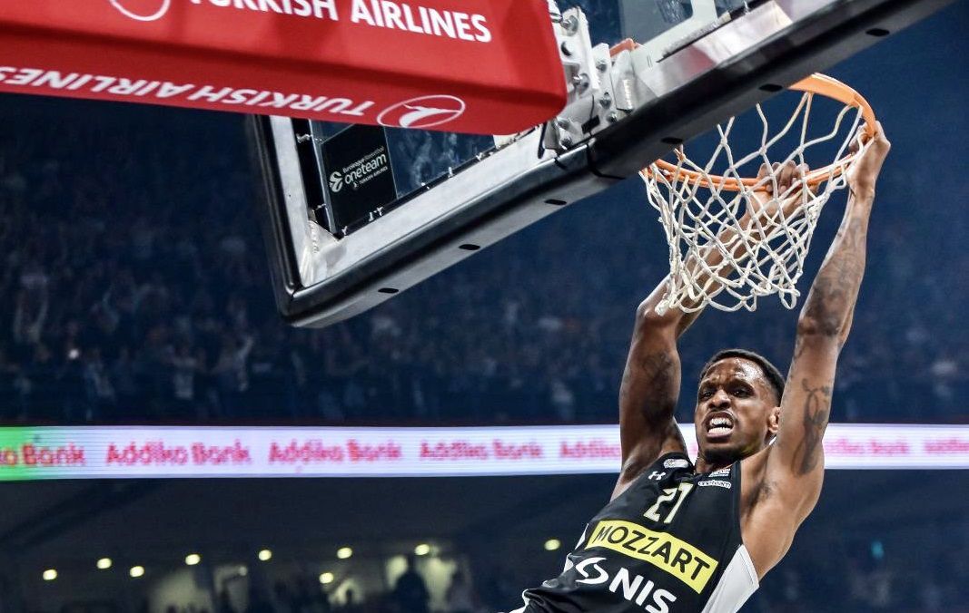 Νάναλι: «Ελπίζω να συγχωρεθούν όλα»