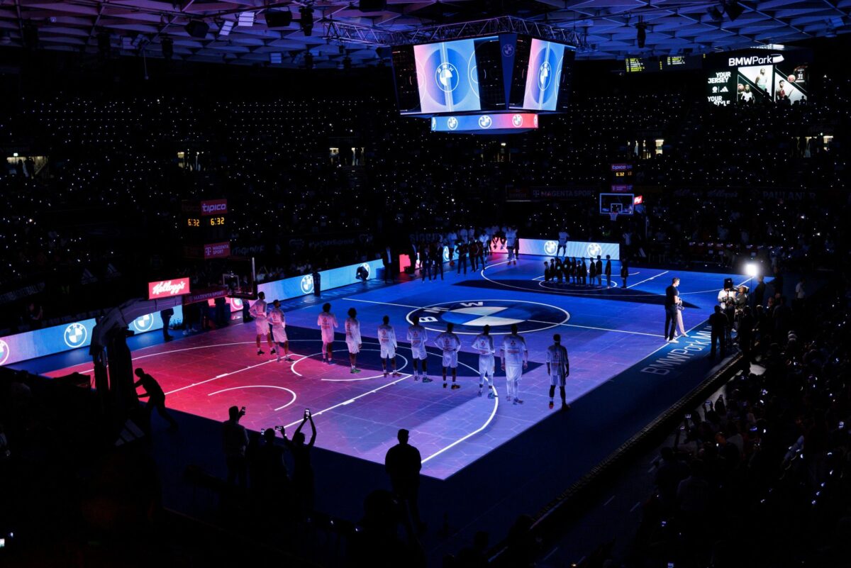 Η Μπάγερν εγκαθιστά μόνιμα στην BMW Arena το νέο ηλεκτρονικό Glass floor – Δεύτερη ομάδα της Euroleague που το τολμά, μαζί με τον Παναθηναϊκό