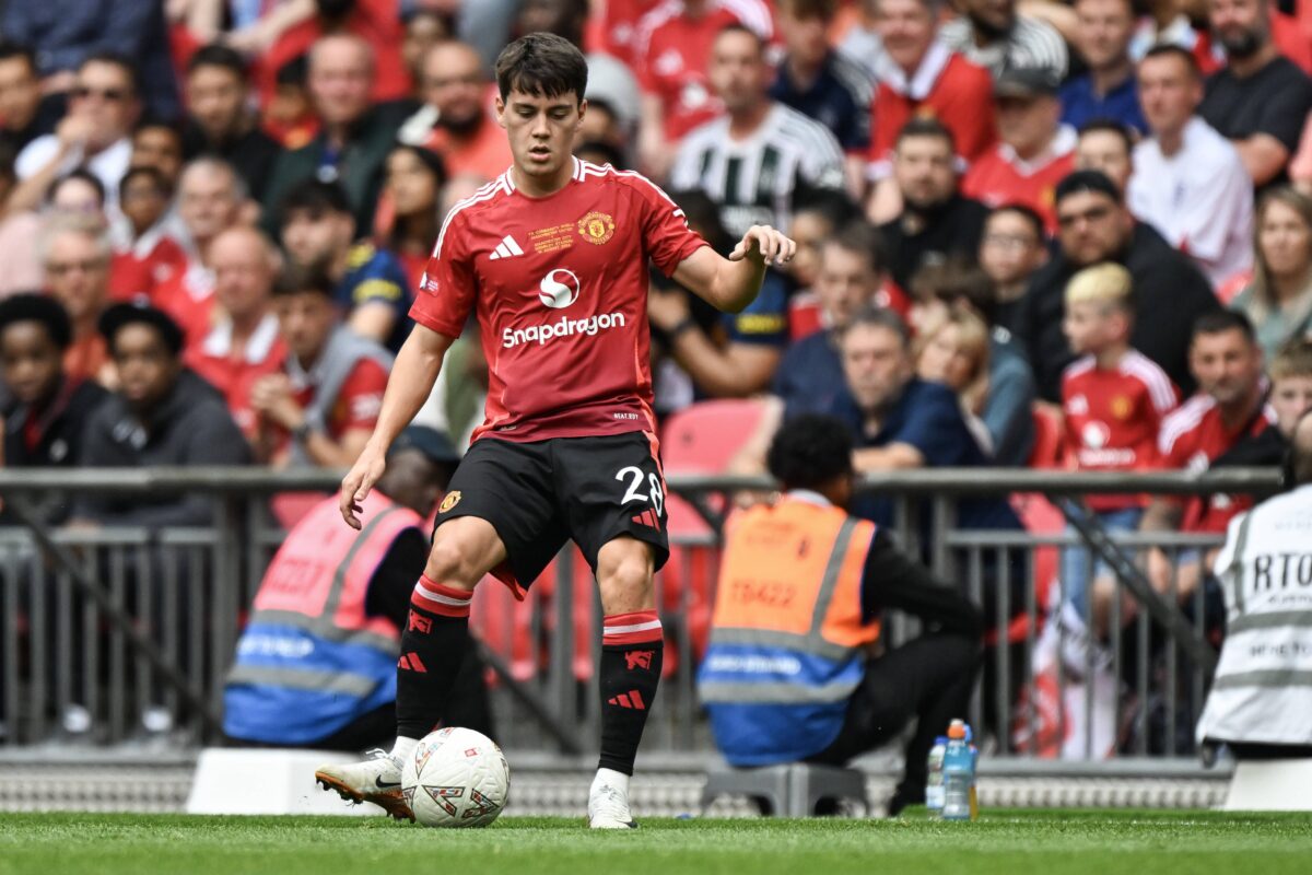 Ρομάνο: «Σε διαπραγματεύσεις με την Μάντσεστερ Γιουνάιτεντ για την αγορά του Πελίστρι ο Παναθηναϊκός» – Η θέση των πρασίνων