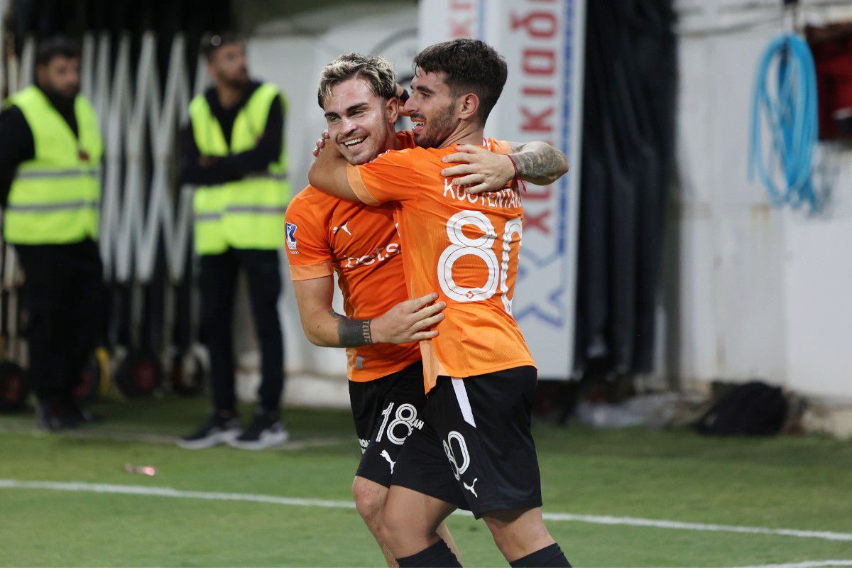 Ο Νους πανηγυρίζει το γκολ απέναντι στον Παναιτωλικό