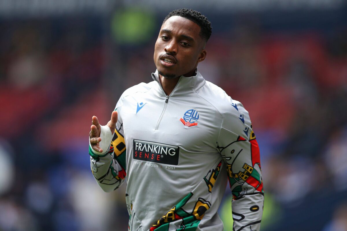 Ο πιο περίεργος τραυματισμός στην ιστορία: Παίκτης της Μπόλτον μένει εκτός λόγω φτερνίσματος!