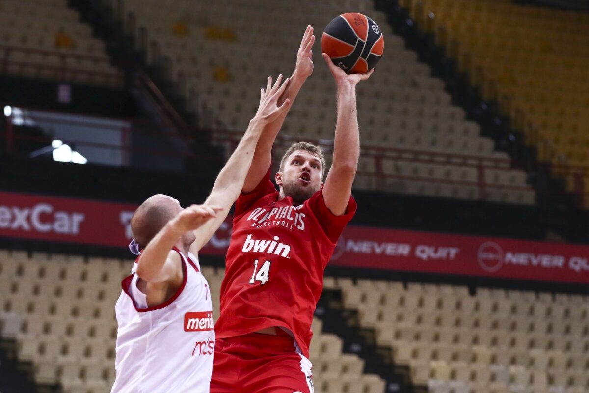 Πότε αναχωρεί ο Ολυμπιακός για το φιλικό τουρνουά στην Κρήτη – Το κάλεσμα του Βεζένκοφ (vid)