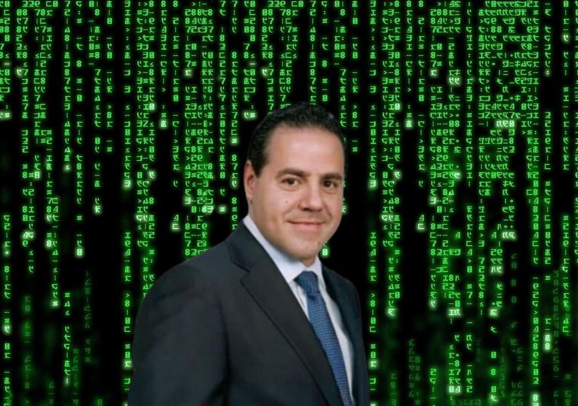 Φέλιξ Μπίτζιος: Ο άνθρωπος πίσω από τον χαρτοπόλεμο Ολυμπιακού – Παναθηναϊκού