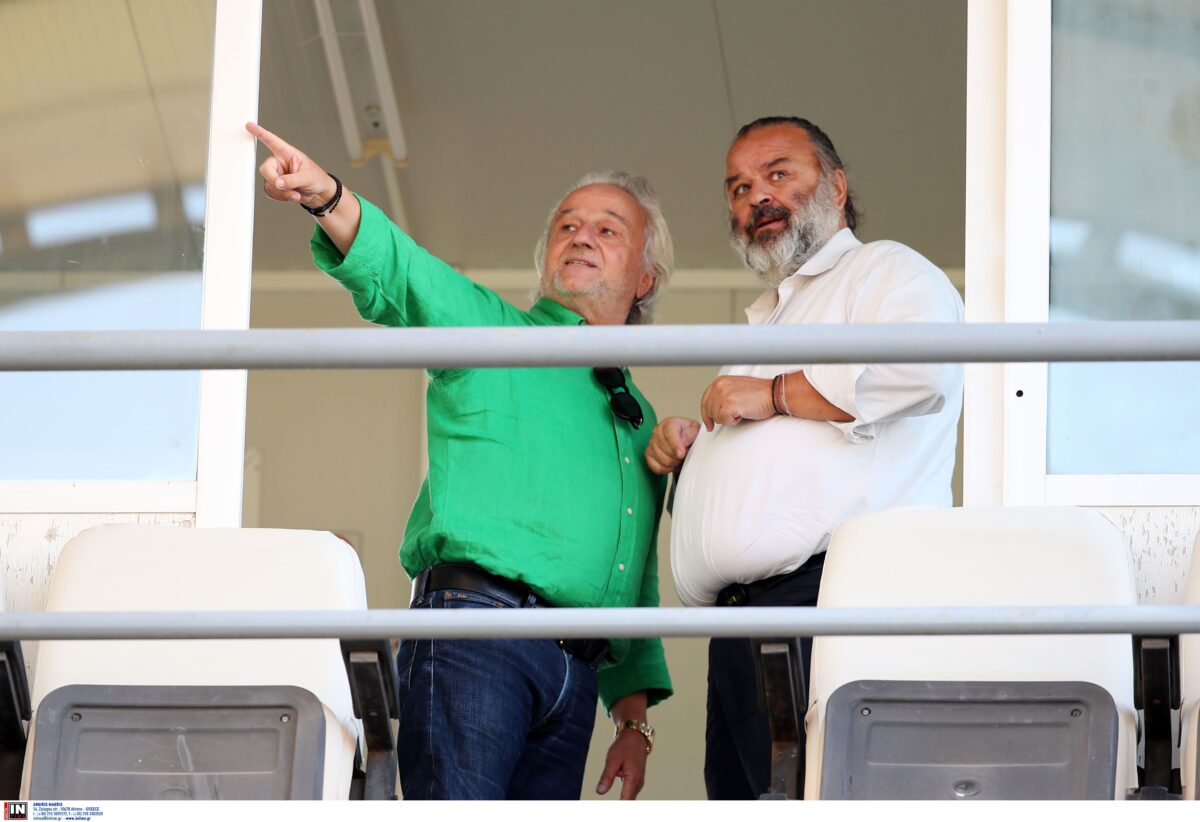 «Θερμό» τετ α τετ Κομπότη και Ηλιόπουλου – Καταπράσινο πουκάμισο ο πρόεδρος του Λεβαδειακού (gallery)
