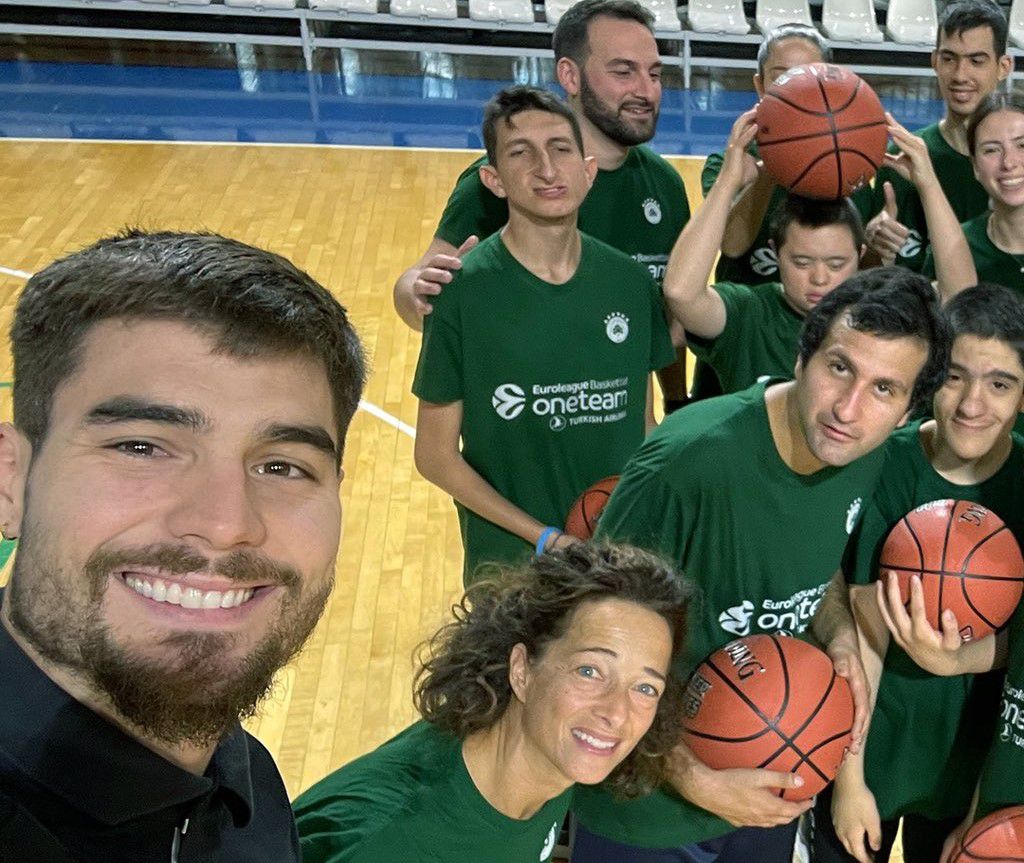 Ο Ερνανγκόμεθ καλύτερος πρεσβευτής του προγράμματος One Team της EuroLeague